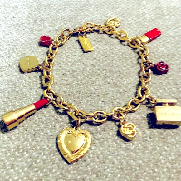 Dolce & Gabbana Vintage Gold Tone Chunky Charm Bracelet - Picture 4 of 6
